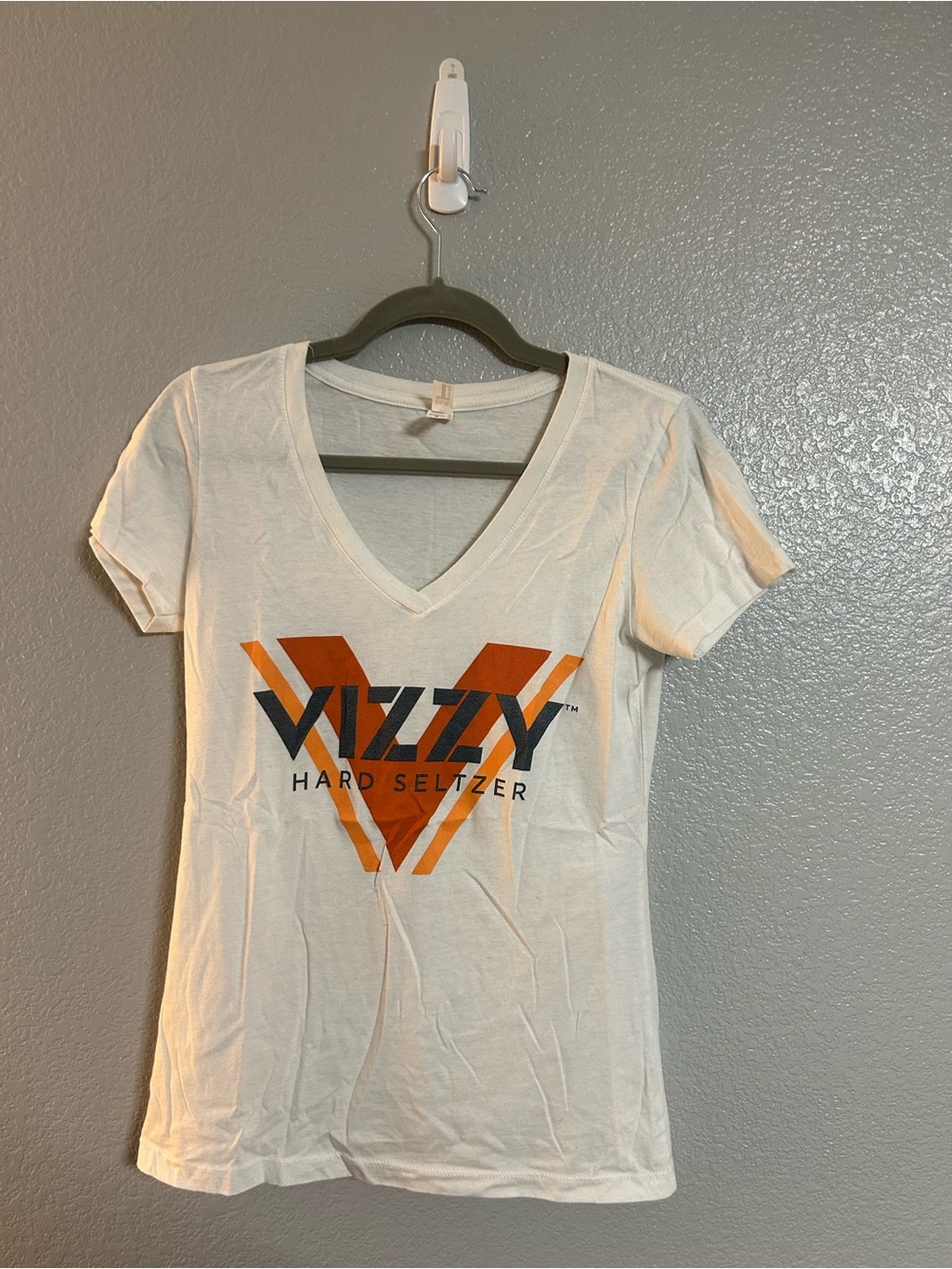 Women’s white red orange black graphic T shirt size medium